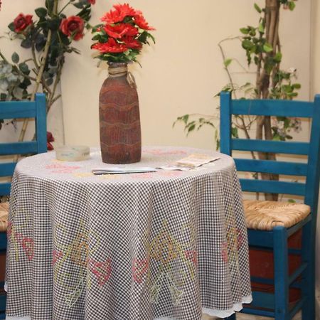 Bed and Breakfast Mmebassia Chania  Екстер'єр фото