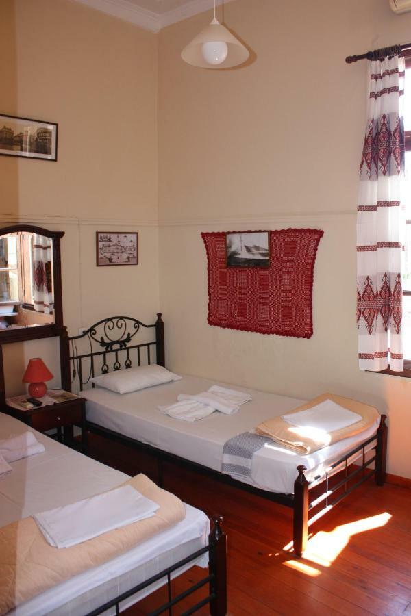 Bed and Breakfast Mmebassia Chania  Екстер'єр фото